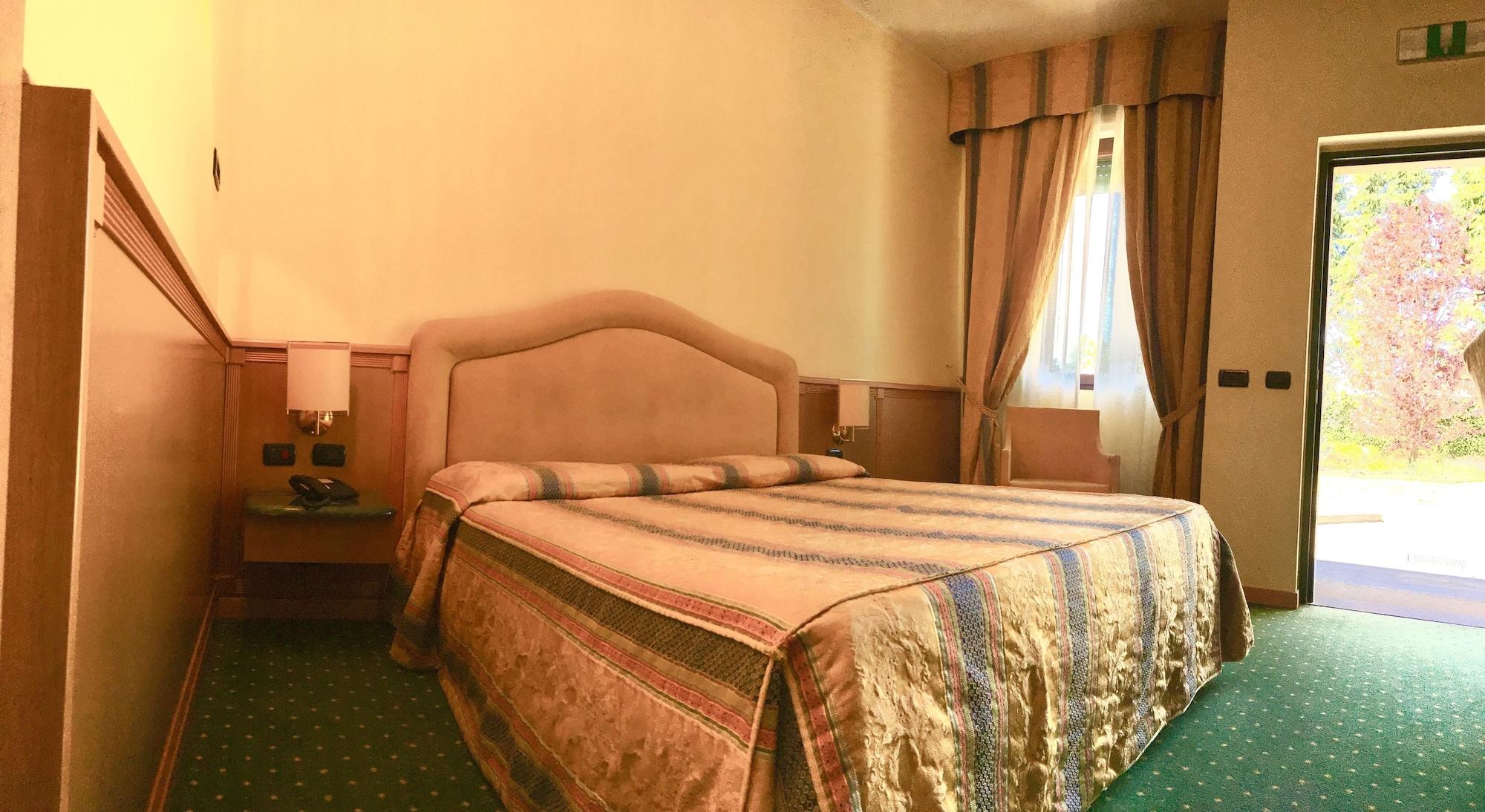 Airport Hotel Malpensa Lonate Pozzolo Dış mekan fotoğraf