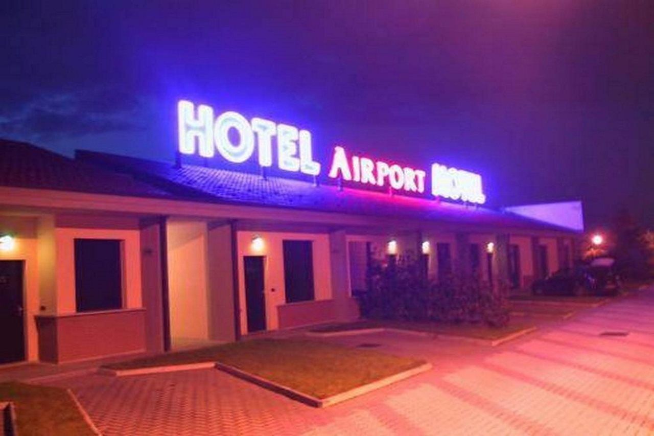 Airport Hotel Malpensa Lonate Pozzolo Dış mekan fotoğraf